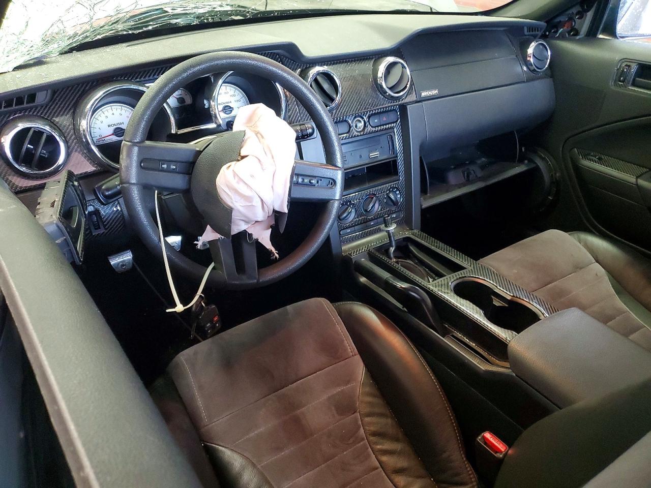 2005 FORD MUSTANG