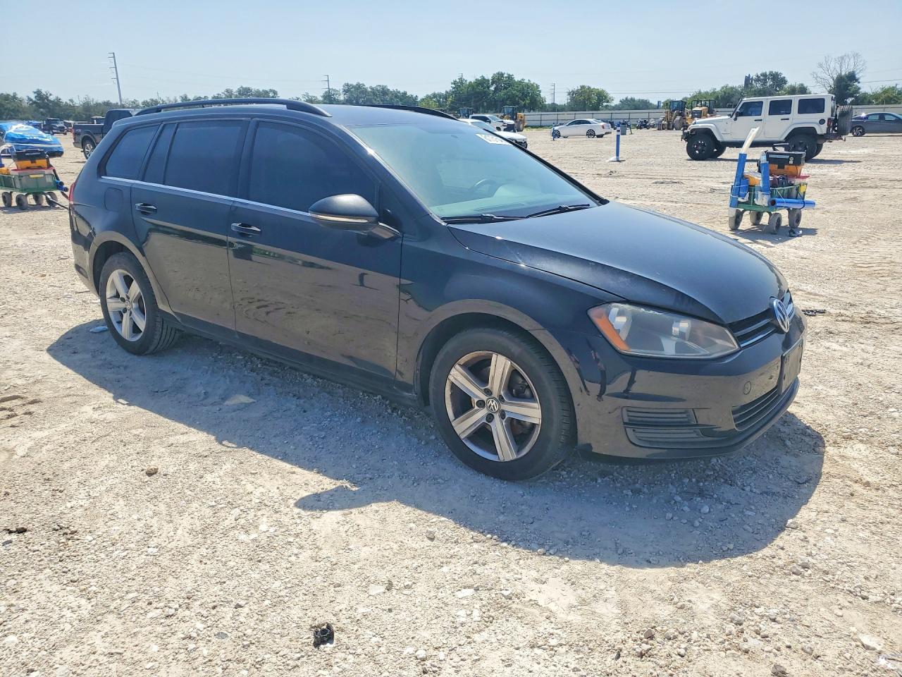 2015 VOLKSWAGEN GOLF