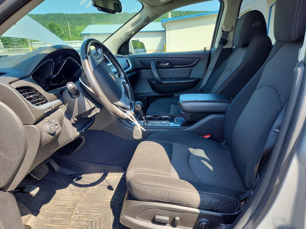 2017 CHEVROLET TRAVERSE