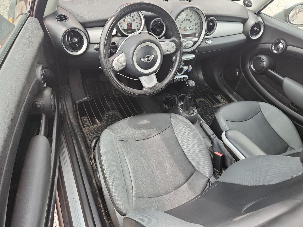 2010 MINI COOPER