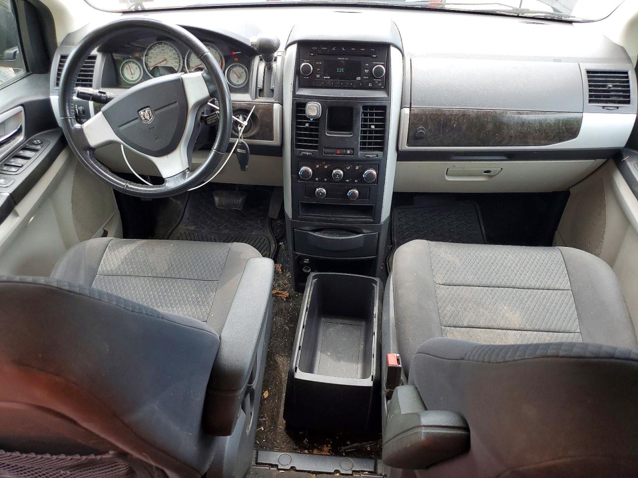 2010 DODGE CARAVAN