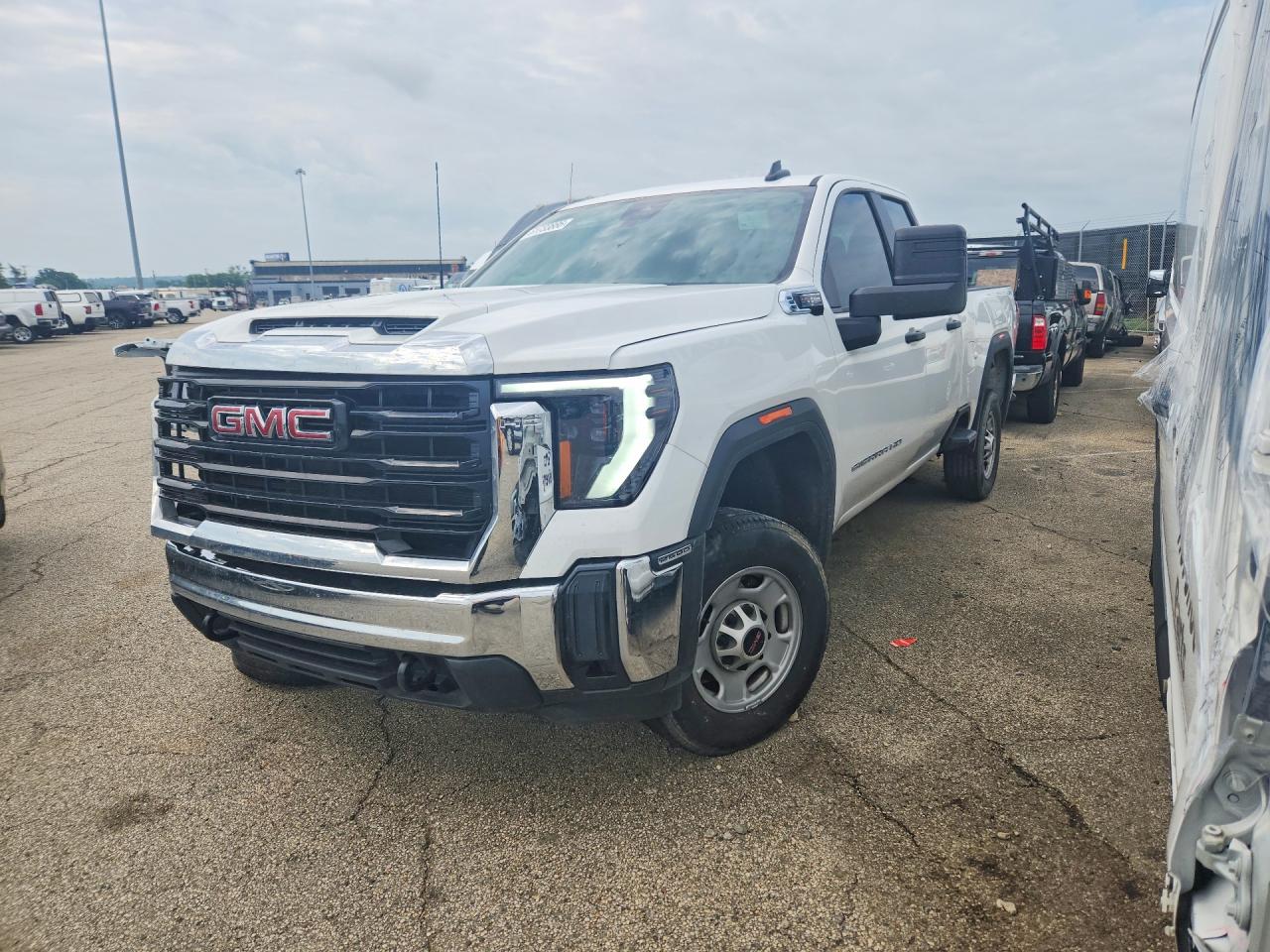 2024 GMC SIERRA
