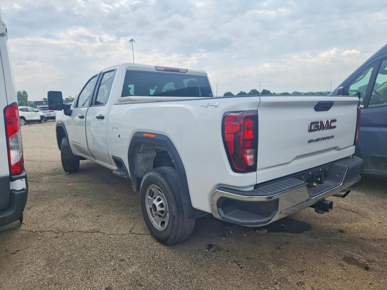 2024 GMC SIERRA
