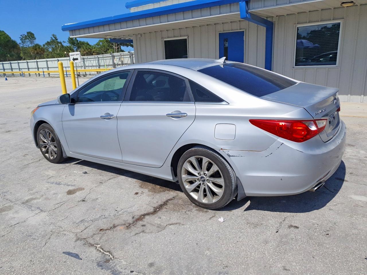 2011 HYUNDAI SONATA