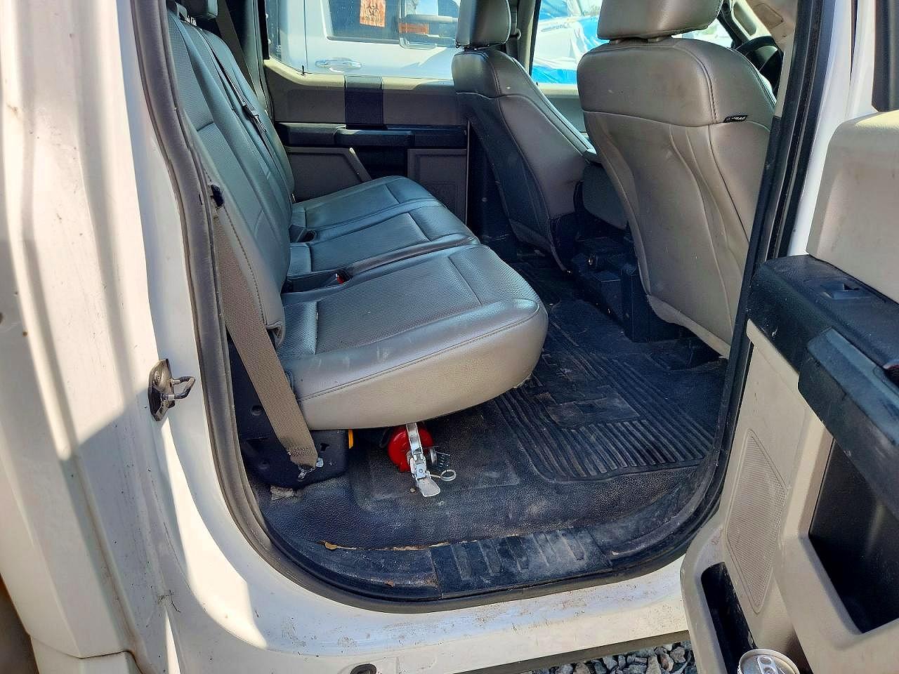 2017 FORD F550