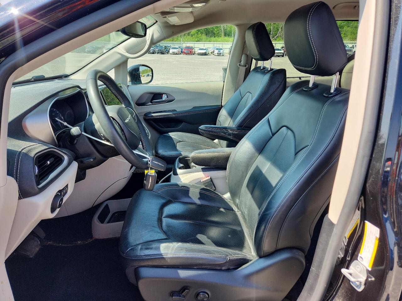 2022 CHRYSLER PACIFICA