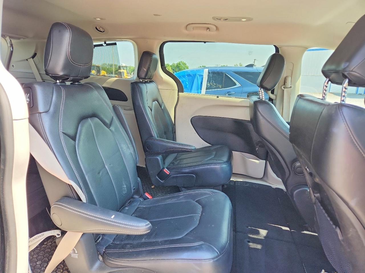 2022 CHRYSLER PACIFICA