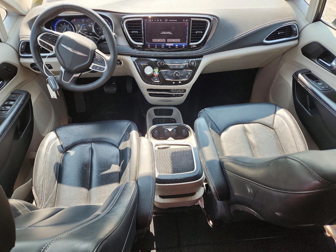 2022 CHRYSLER PACIFICA