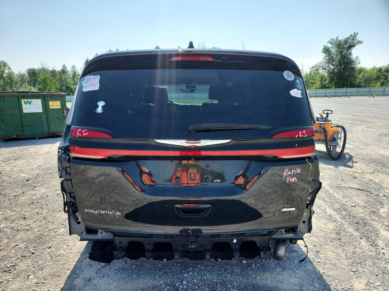 2022 CHRYSLER PACIFICA