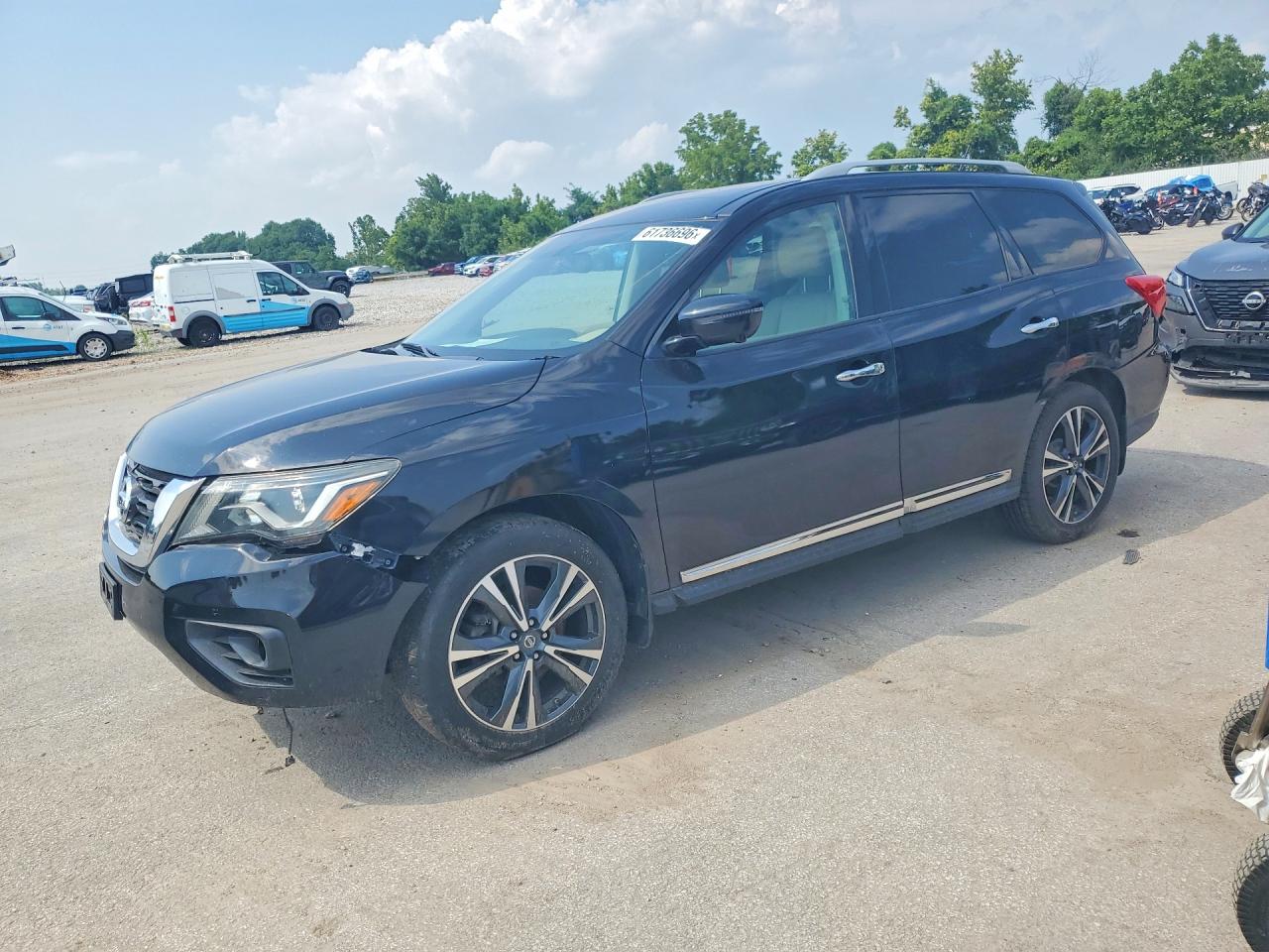 2017 NISSAN PATHFINDER