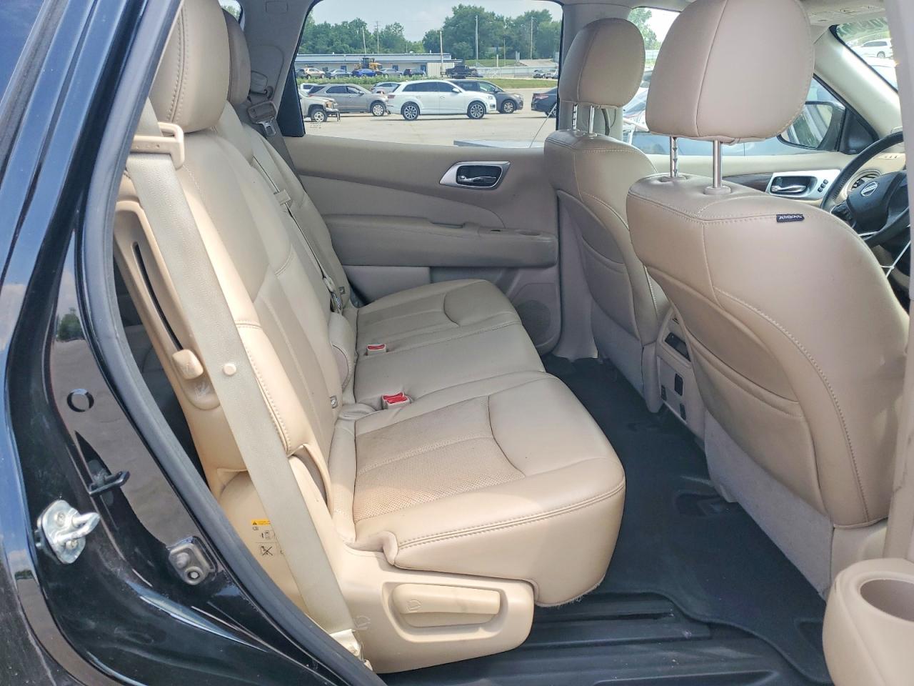 2017 NISSAN PATHFINDER