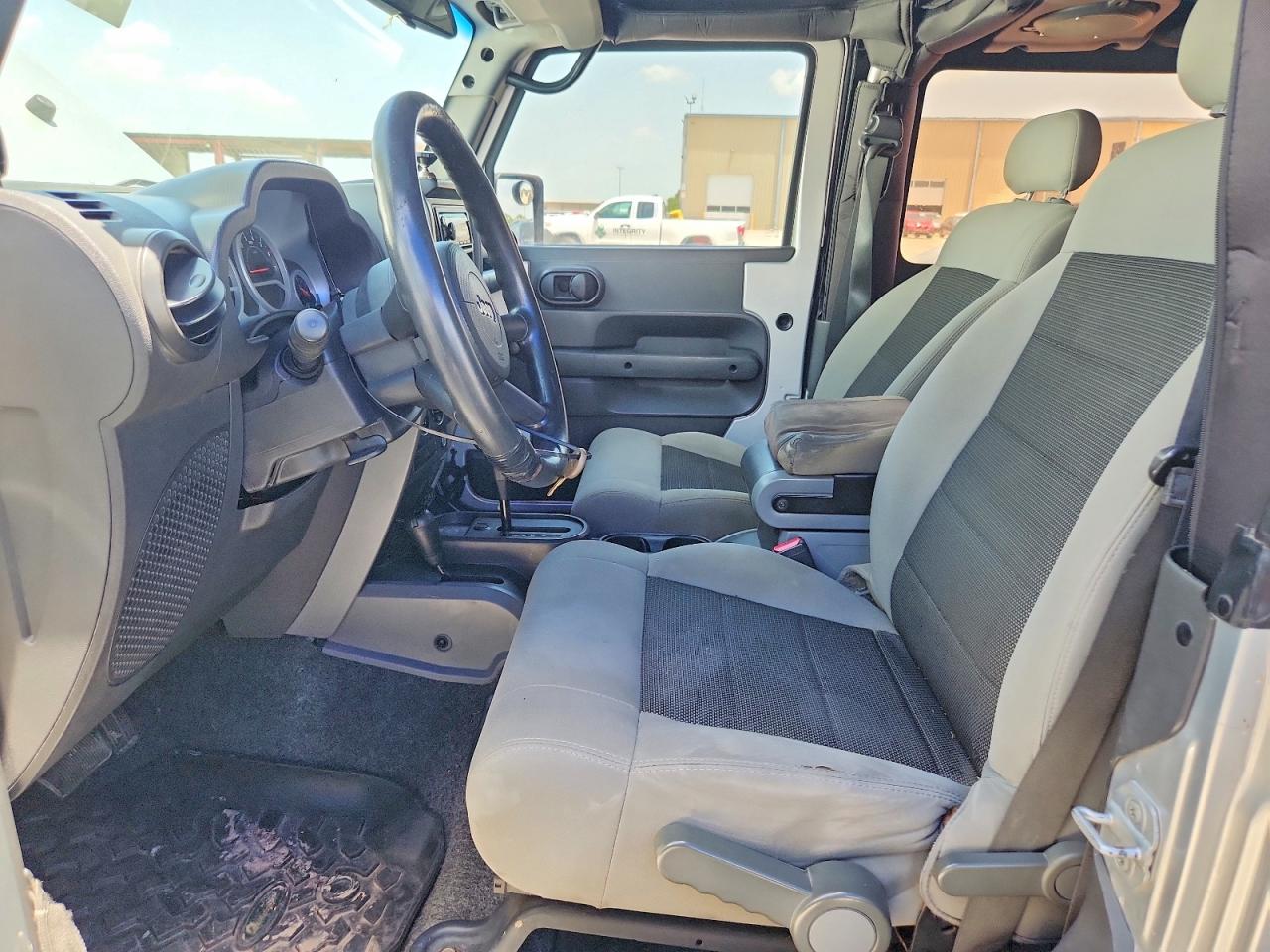 2010 JEEP WRANGLER