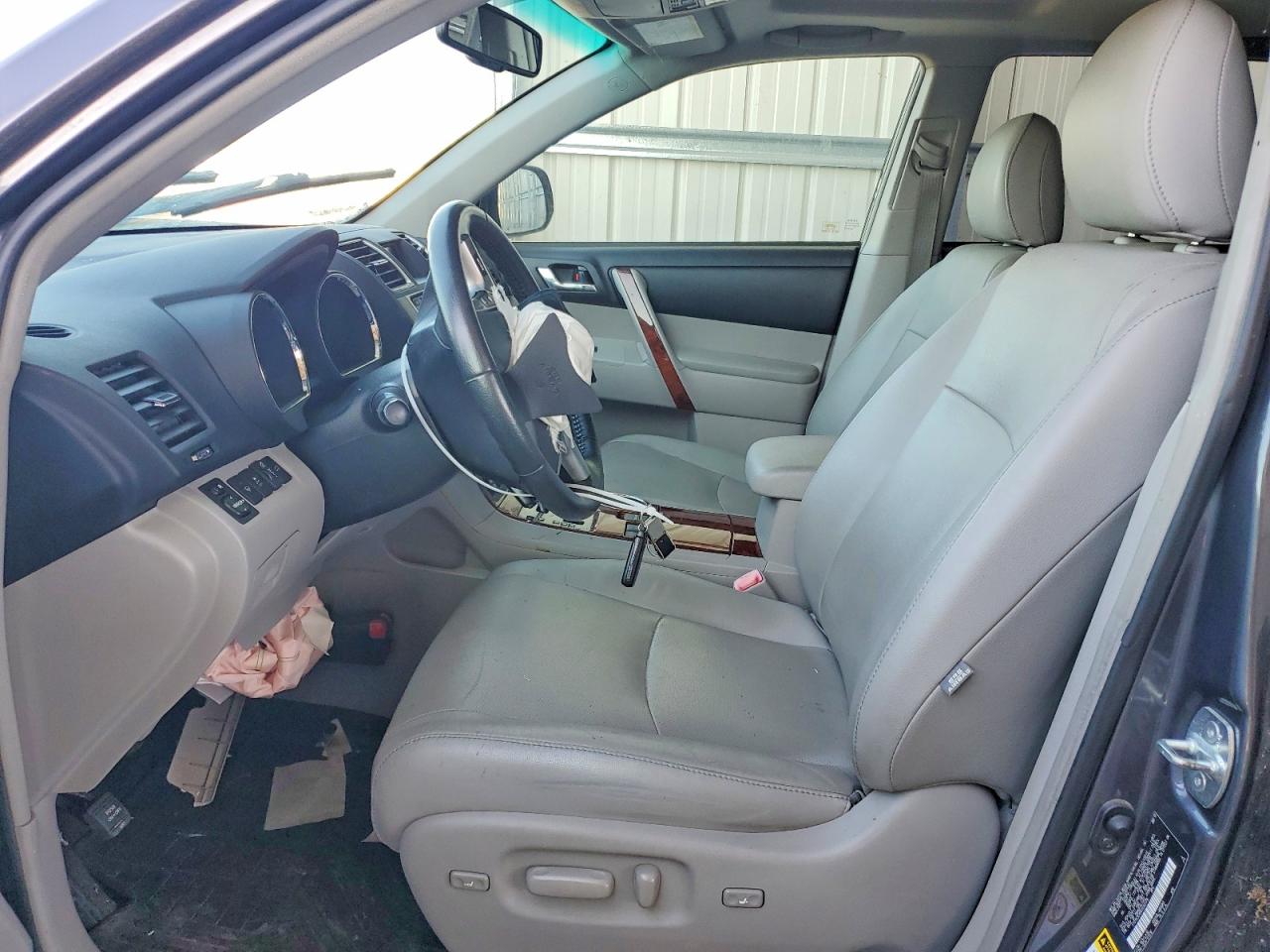 2013 TOYOTA HIGHLANDER