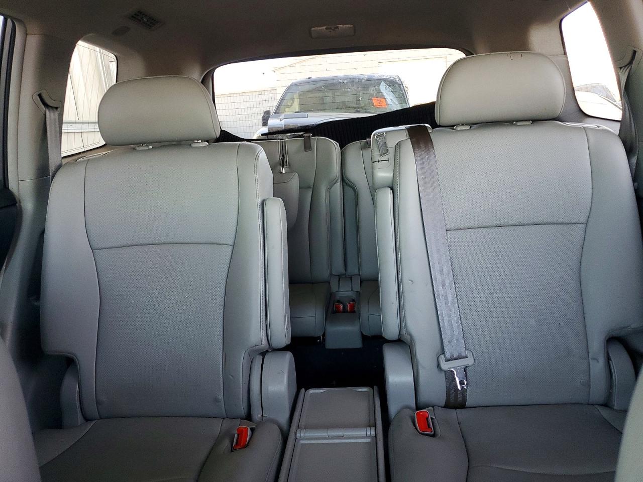 2013 TOYOTA HIGHLANDER