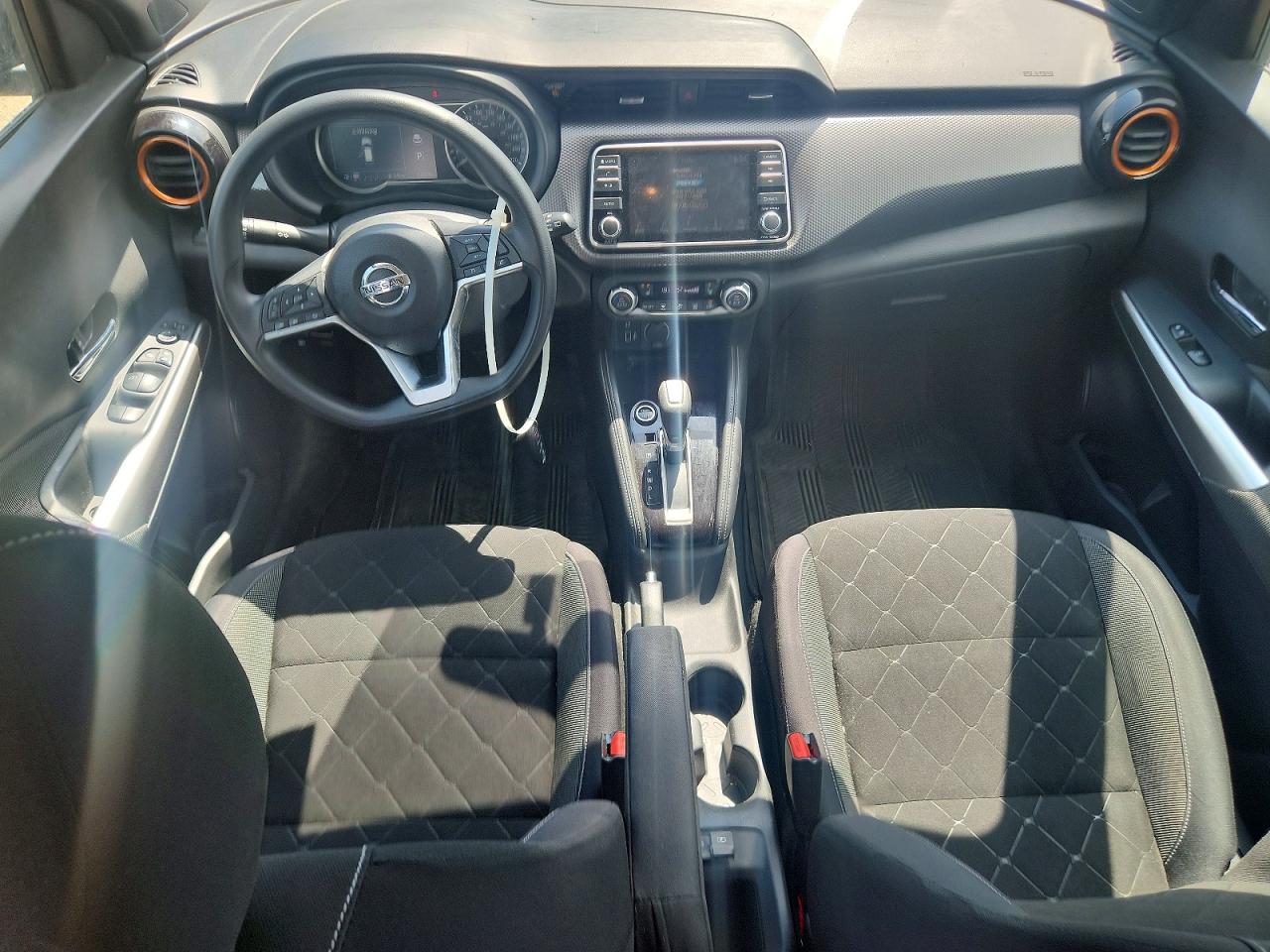 2019 NISSAN KICKS