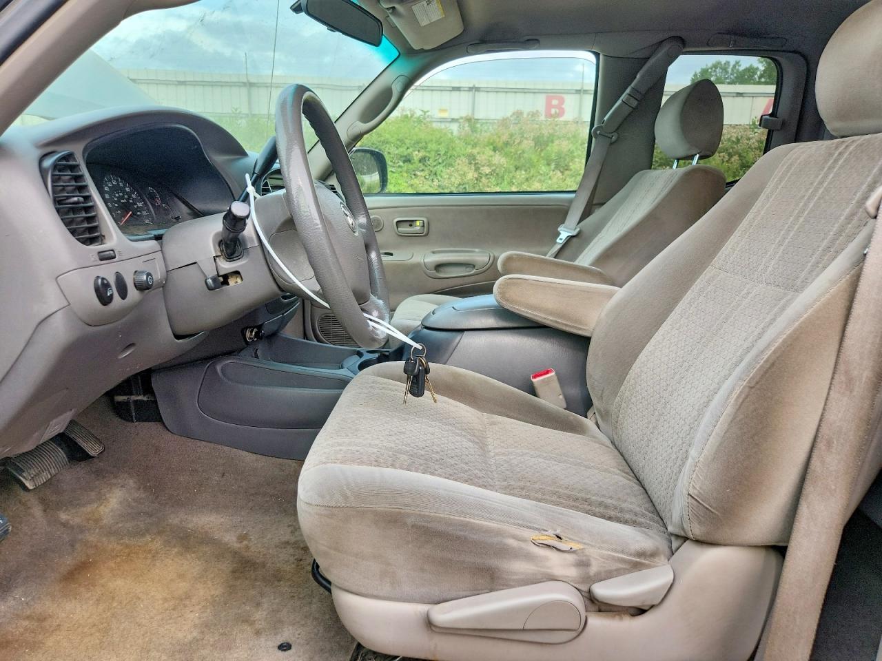 2005 TOYOTA TUNDRA