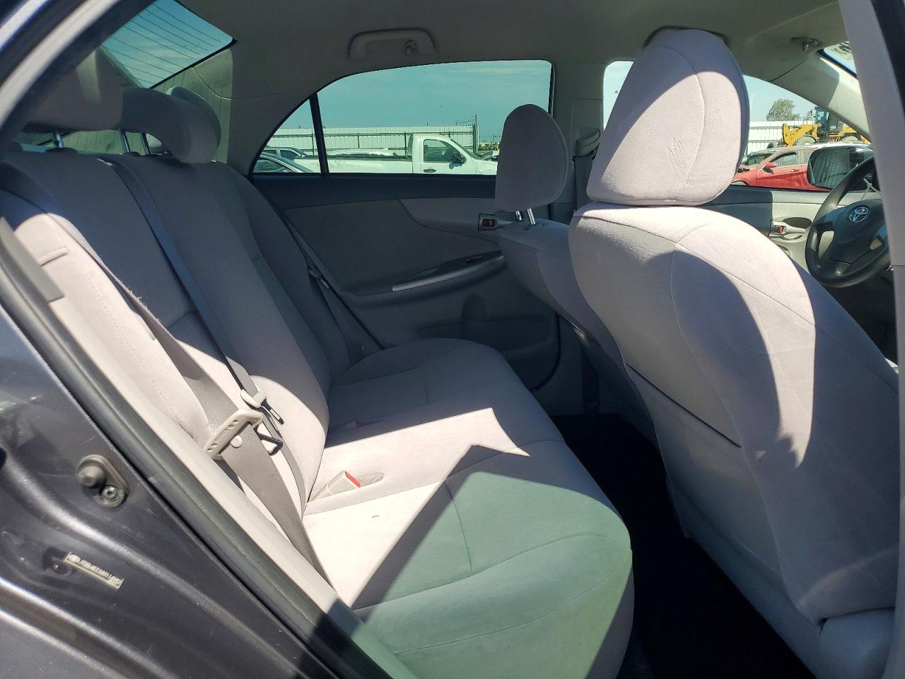 2010 TOYOTA COROLLA
