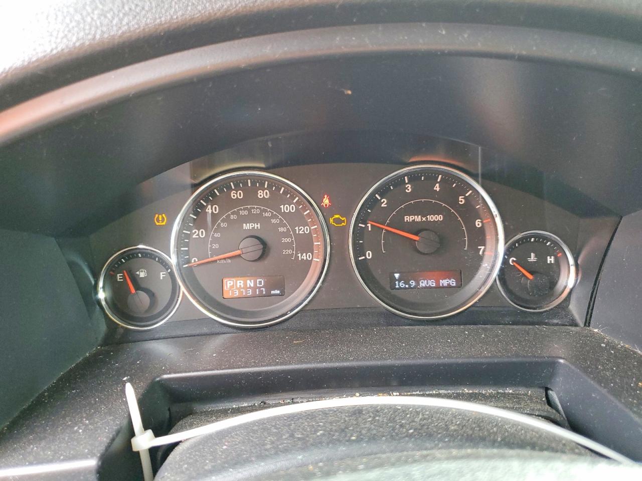 2010 JEEP COMMANDER