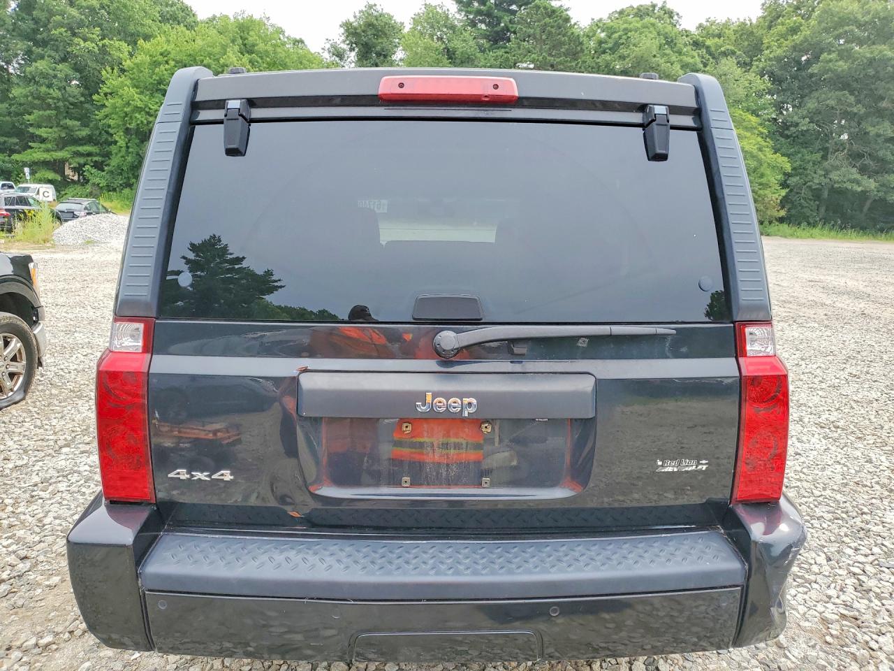 2010 JEEP COMMANDER