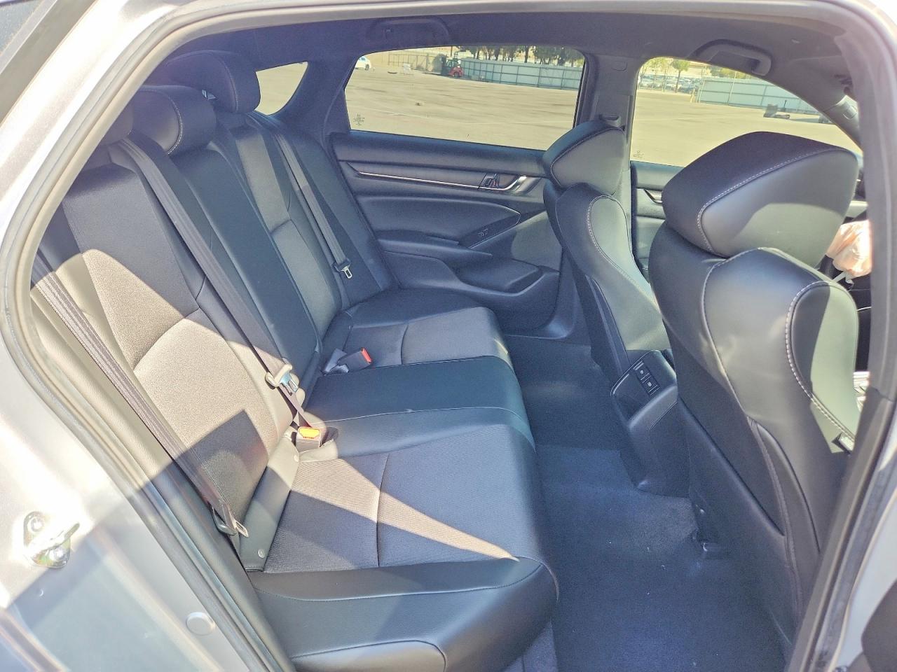 2021 HONDA ACCORD