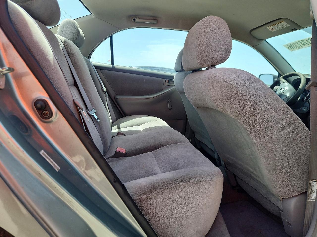 2004 TOYOTA COROLLA