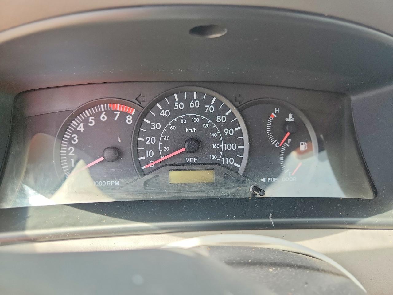 2004 TOYOTA COROLLA