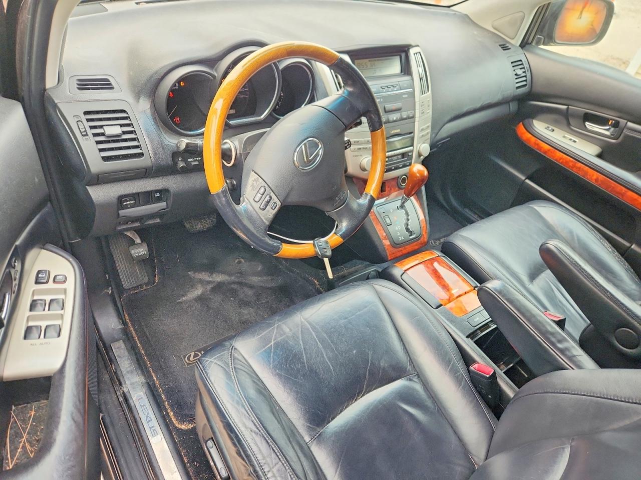 2004 LEXUS RX330