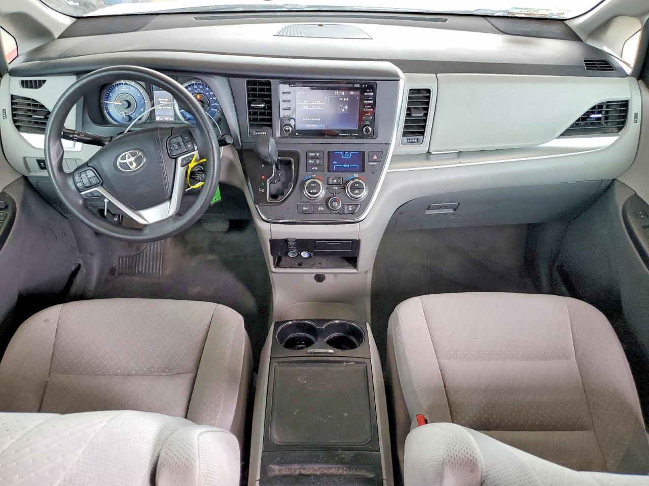 2018 TOYOTA SIENNA