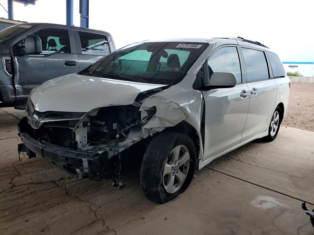 2018 TOYOTA SIENNA