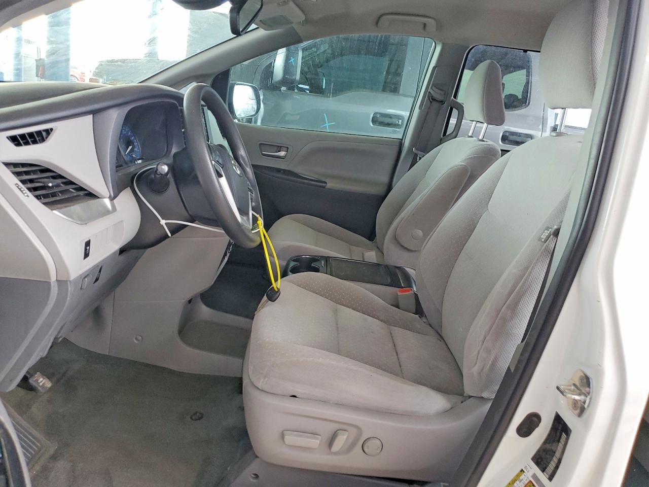2018 TOYOTA SIENNA