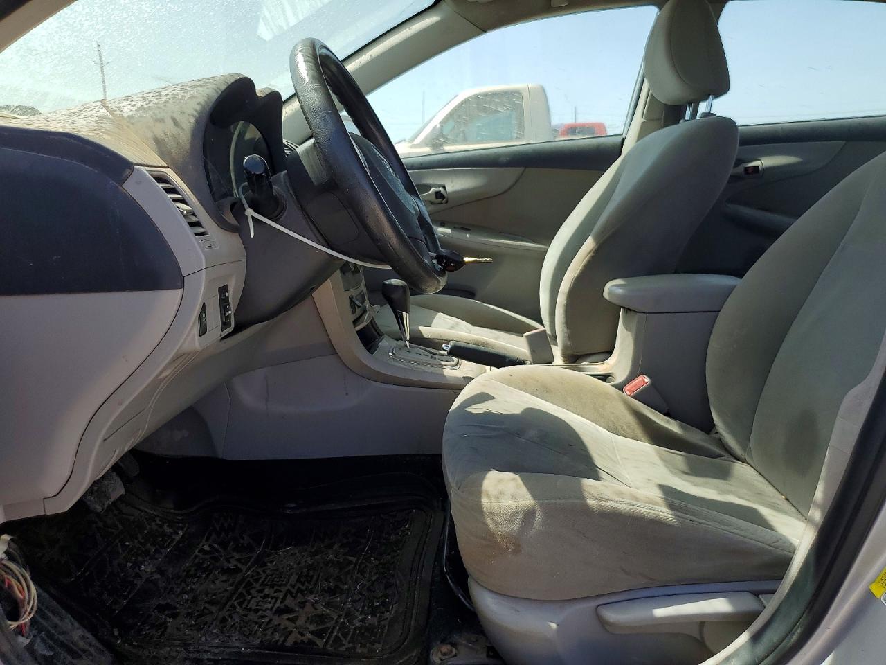 2011 TOYOTA COROLLA