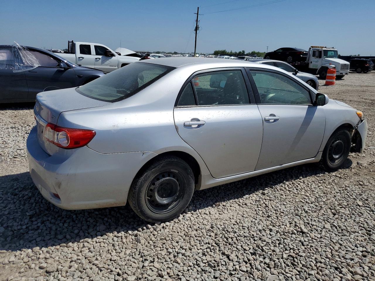 2011 TOYOTA COROLLA