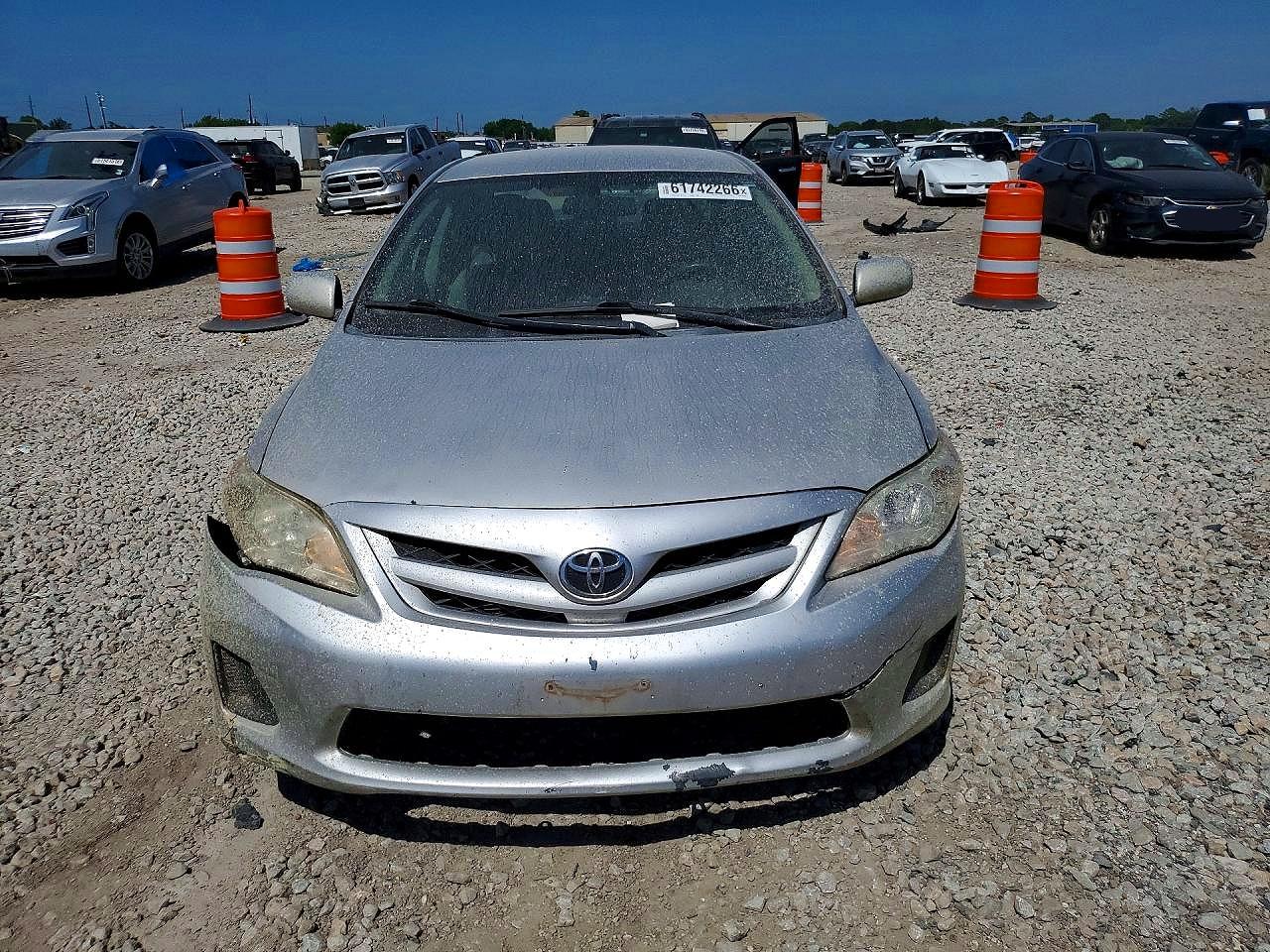 2011 TOYOTA COROLLA