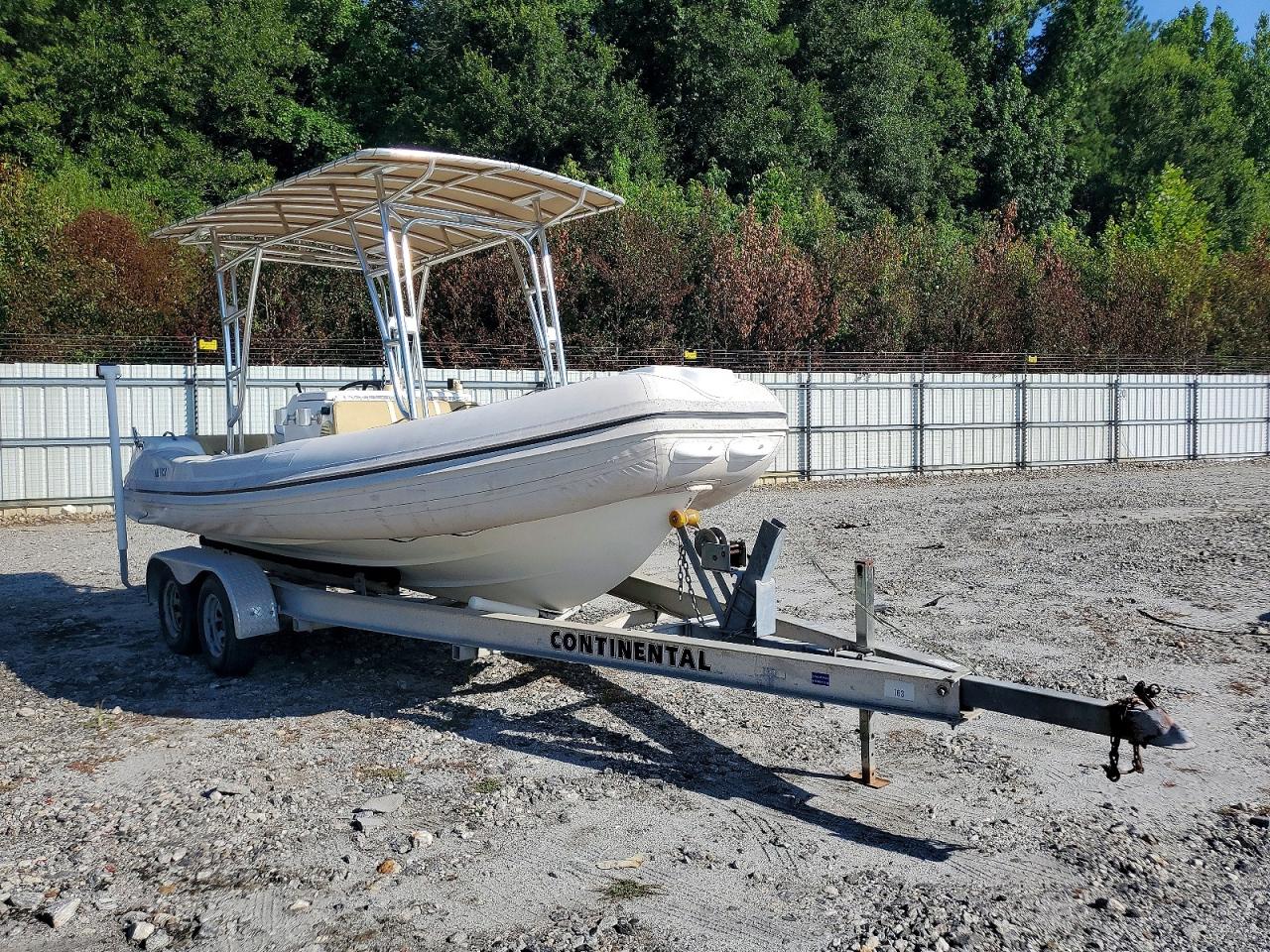 2010 NAUTICA Boat