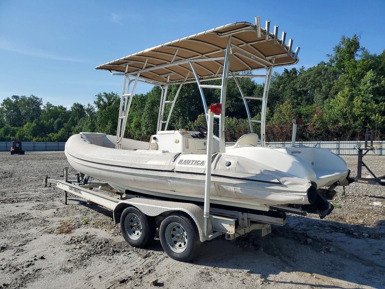 2010 NAUTICA Boat
