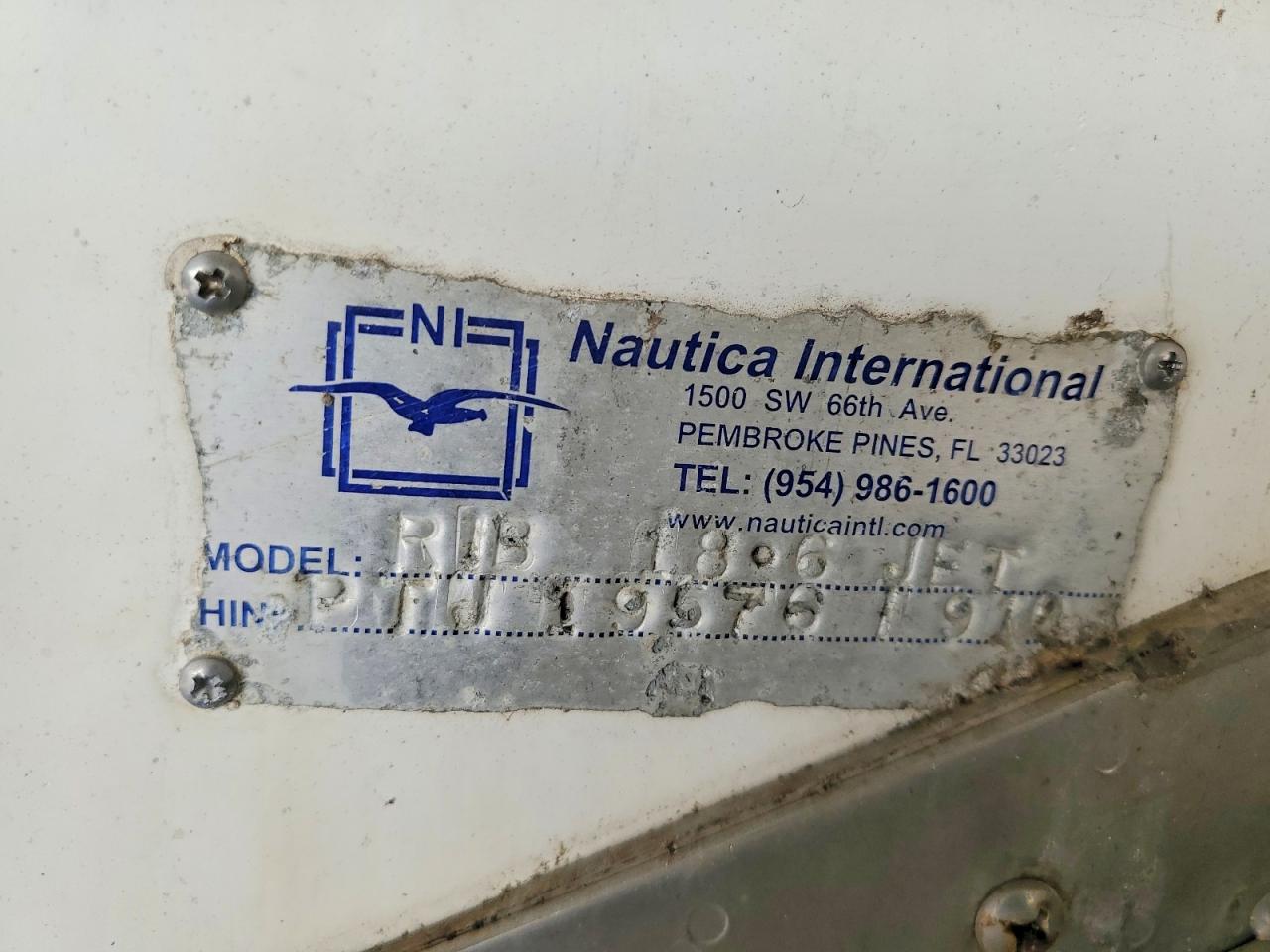 2010 NAUTICA Boat