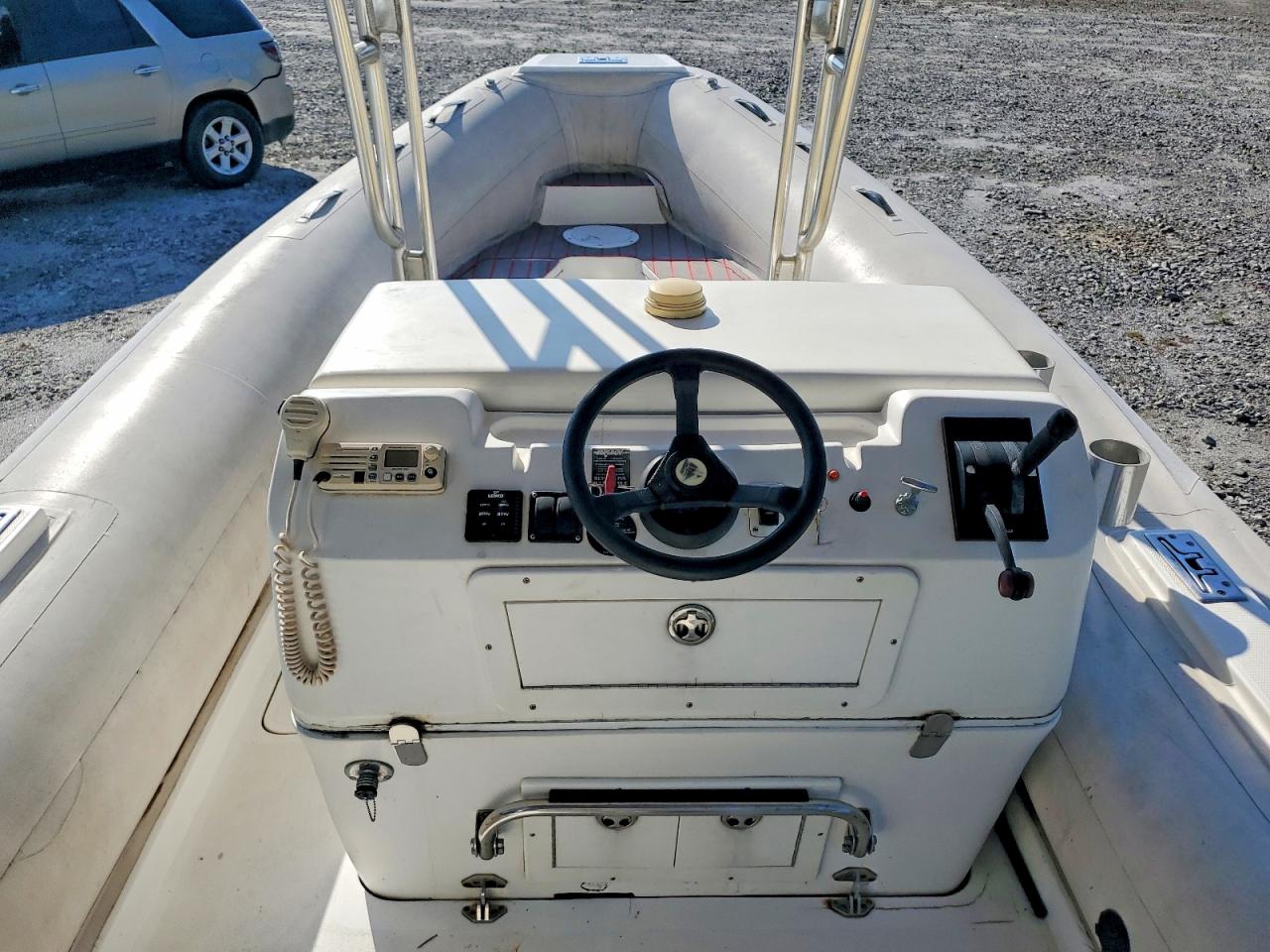 2010 NAUTICA Boat