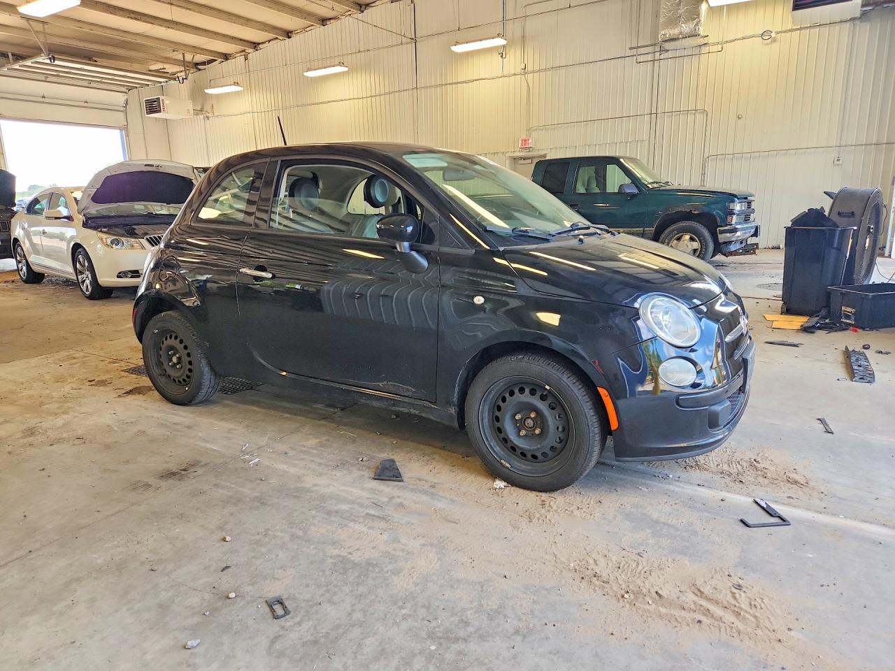 2015 FIAT 500