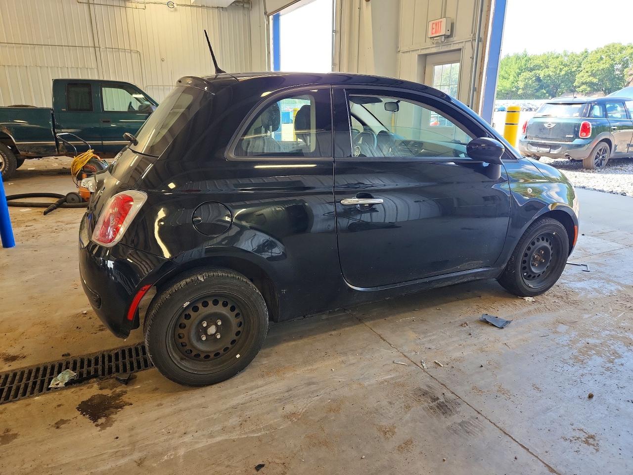 2015 FIAT 500