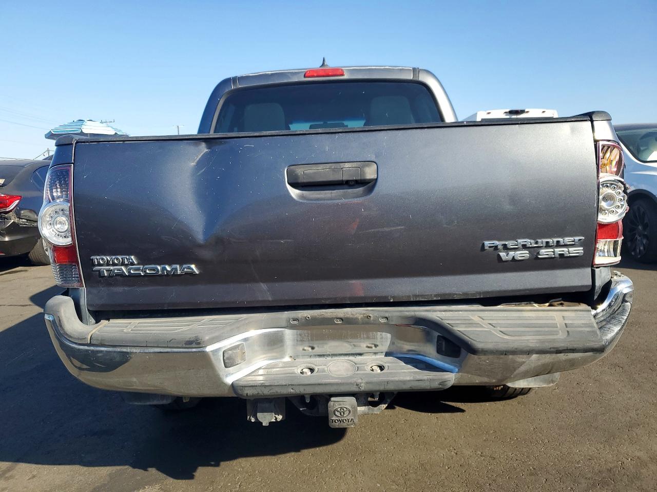 2014 TOYOTA TACOMA