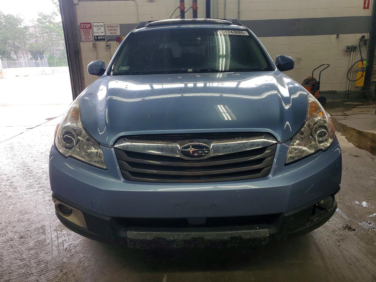 2012 SUBARU OUTBACK