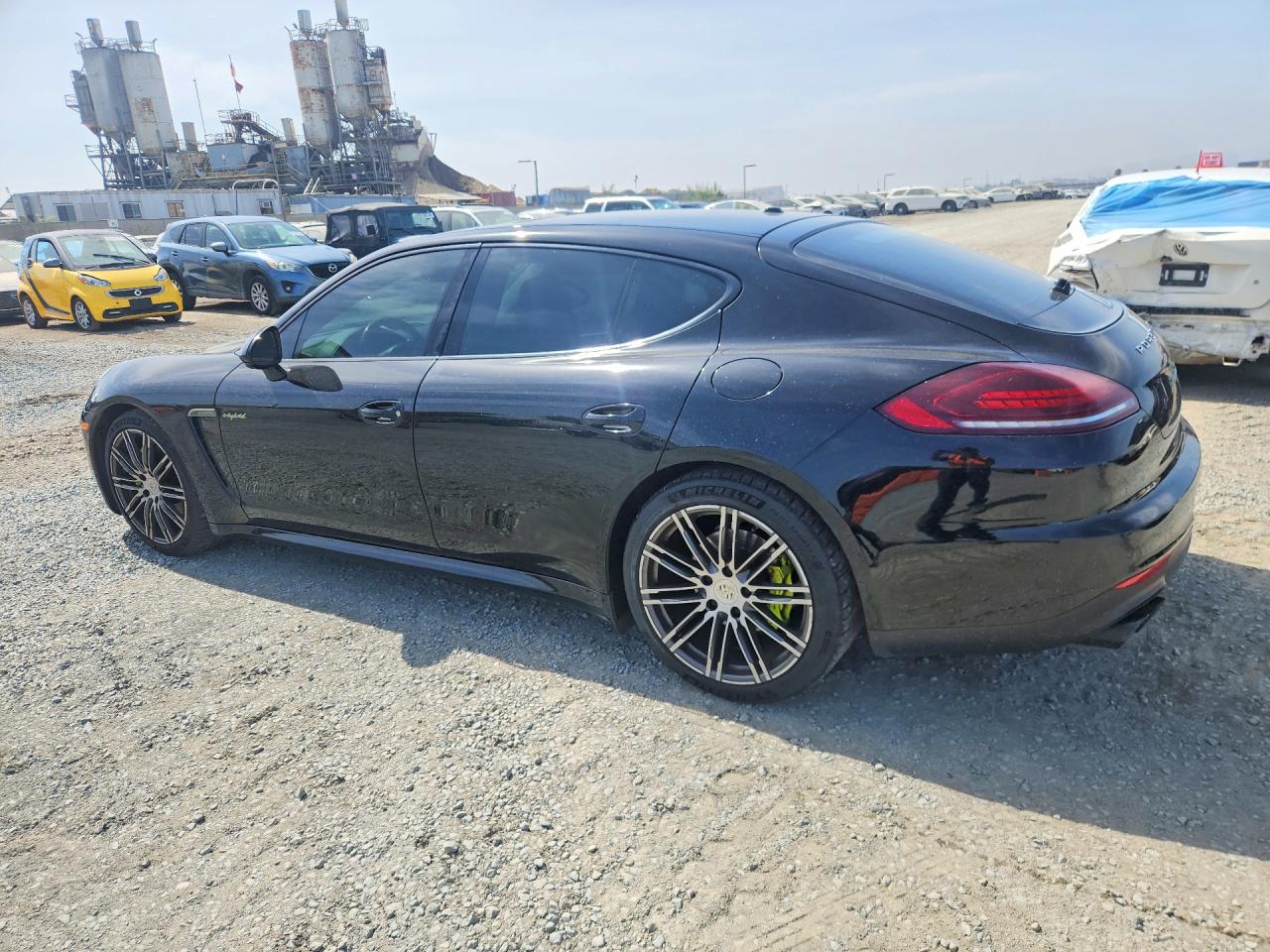 2015 PORSCHE PANAMERA