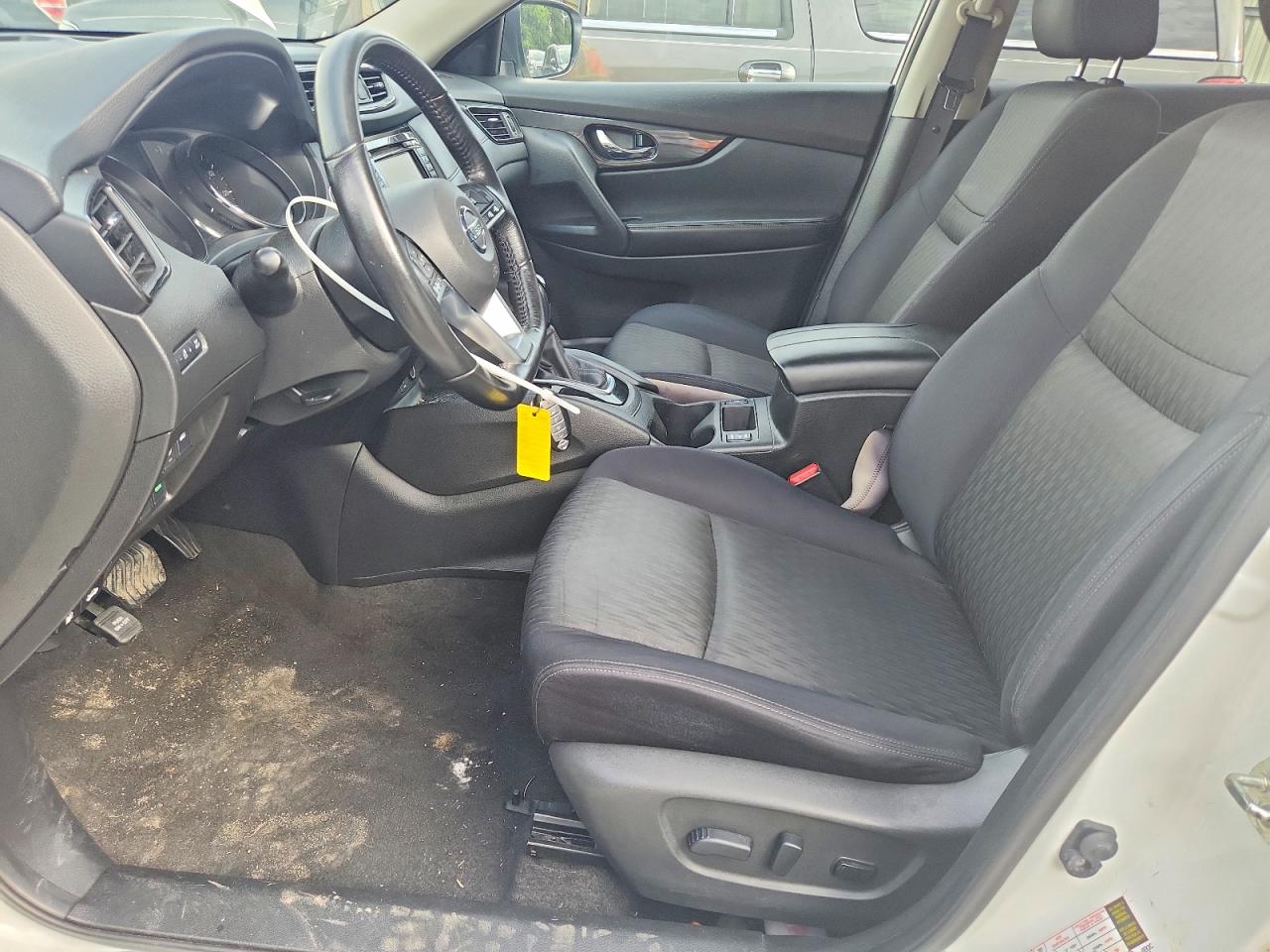 2017 NISSAN ROGUE