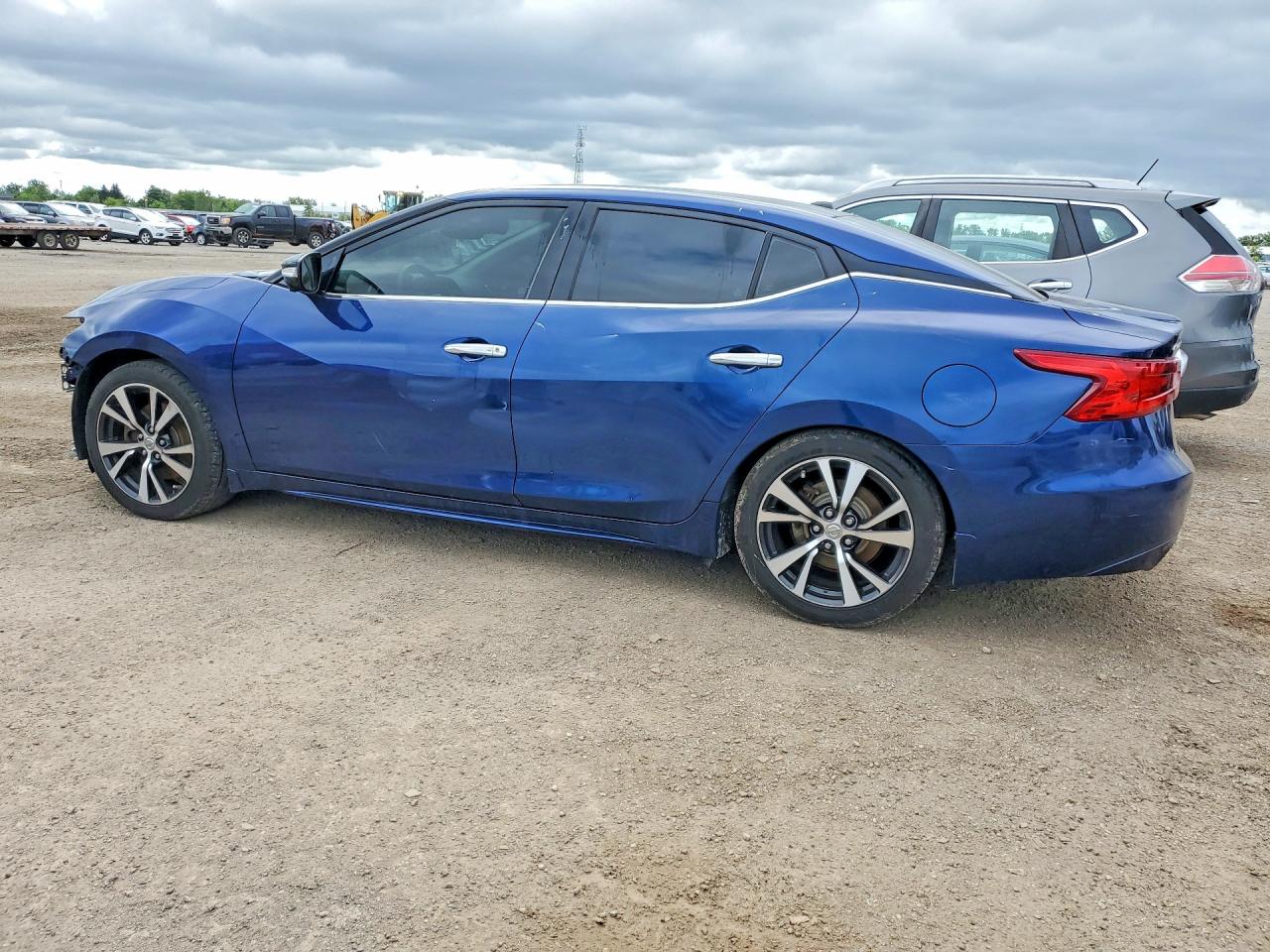 2016 NISSAN MAXIMA