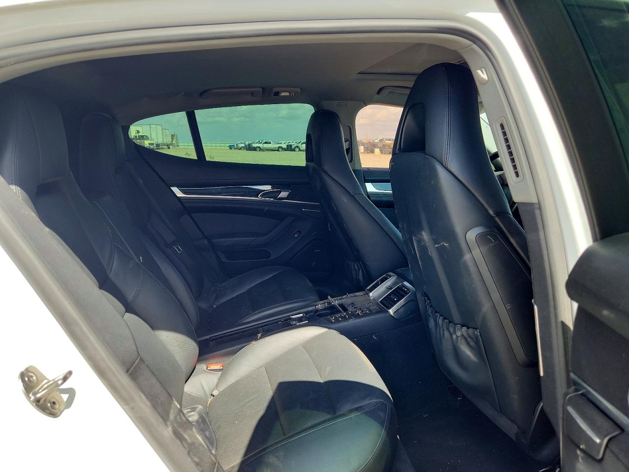 2014 PORSCHE PANAMERA