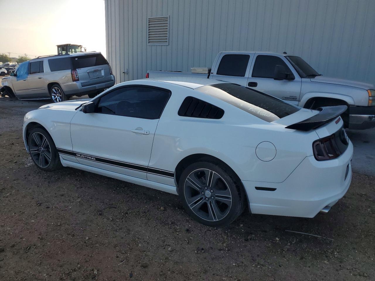 2013 FORD MUSTANG