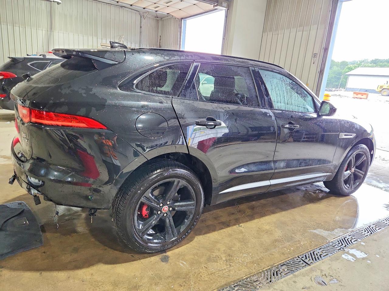 2018 JAGUAR F-PACE
