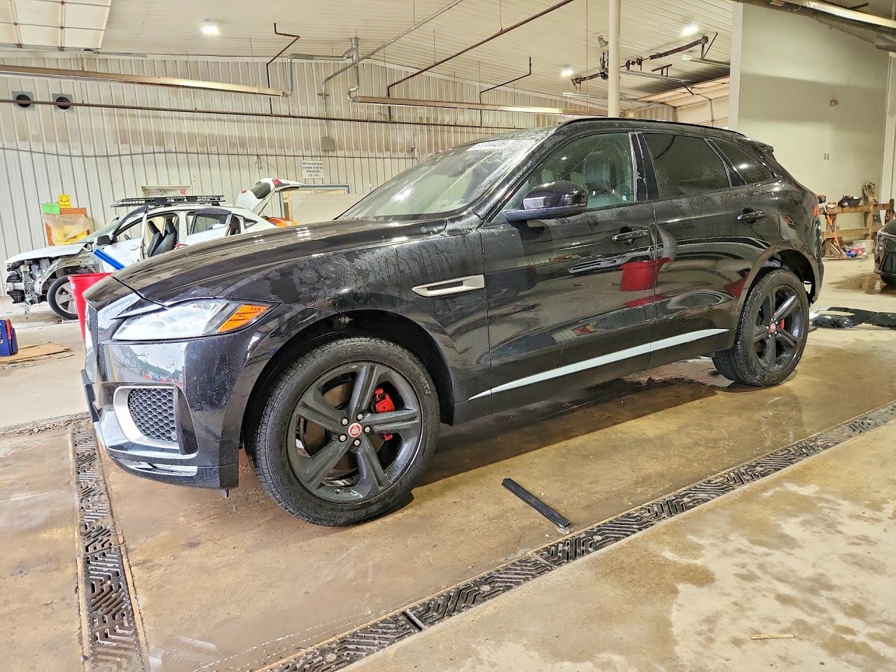 2018 JAGUAR F-PACE