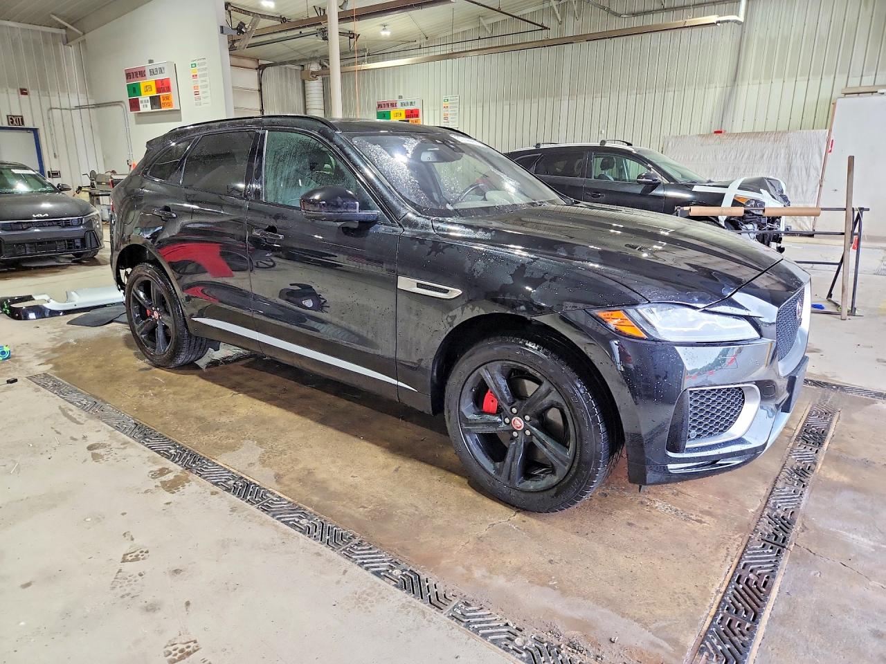 2018 JAGUAR F-PACE