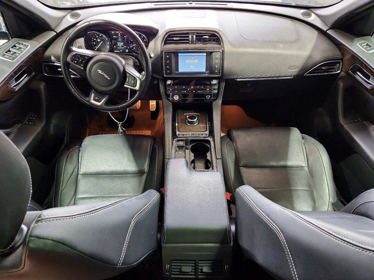 2018 JAGUAR F-PACE
